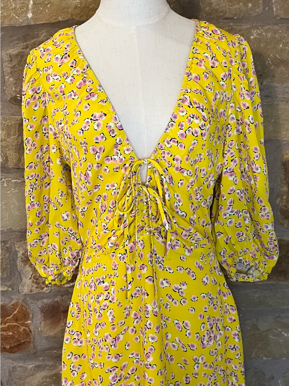 NICHOLAS Yellow Floral Midi Dress - Picture 4 of 10